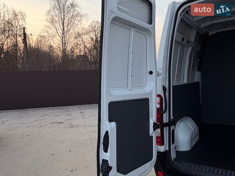 Вантажопасажирський фургон Renault Master 2016 в Млиніві фото 14 Вантажопасажирський фургон Renault Master 2016 в Млиніві