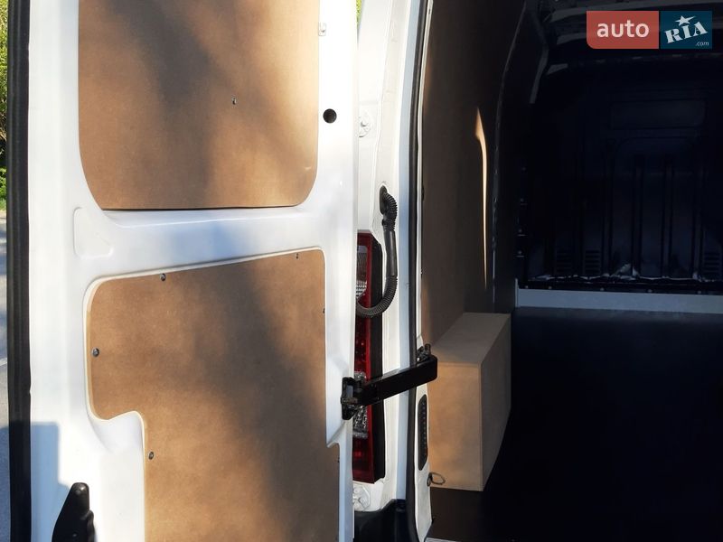 Грузовой фургон Renault Master 2018 в Полтаве