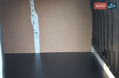 Вантажний фургон Renault Master 2018 в Полтаві