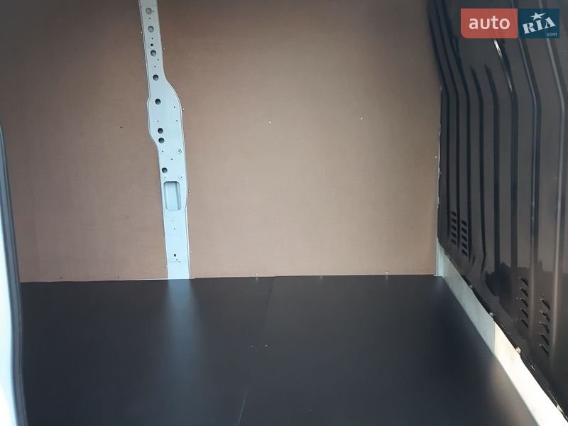 Грузовой фургон Renault Master 2018 в Полтаве