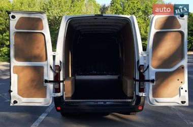 Вантажний фургон Renault Master 2018 в Полтаві