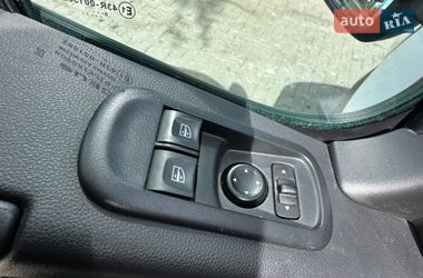 Вантажопасажирський фургон Renault Master 2020 в Чернівцях фото 40 Вантажопасажирський фургон Renault Master 2020 в Чернівцях