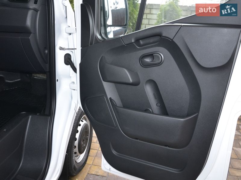 Грузовой фургон Renault Master 2021 в Полтаве фото 17 Грузовой фургон Renault Master 2021 в Полтаве