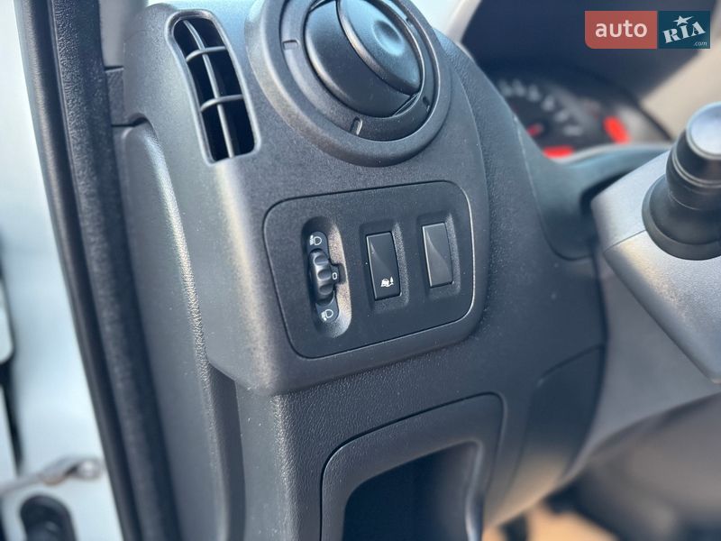 Вантажний фургон Renault Master 2017 в Дубні фото 30 Вантажний фургон Renault Master 2017 в Дубні