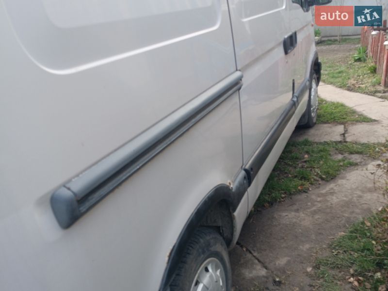 Вантажний фургон Renault Master 1998 в Ширiвцях