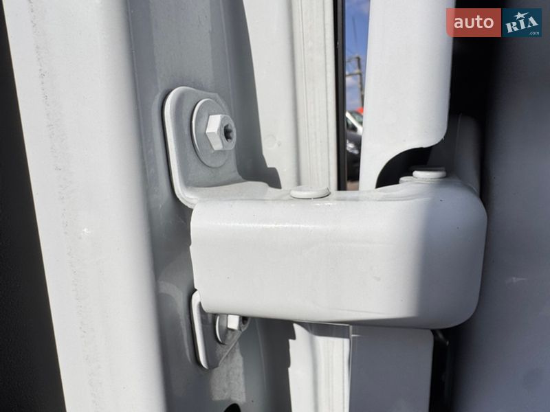 Вантажний фургон Renault Master 2021 в Києві фото 26 Вантажний фургон Renault Master 2021 в Києві