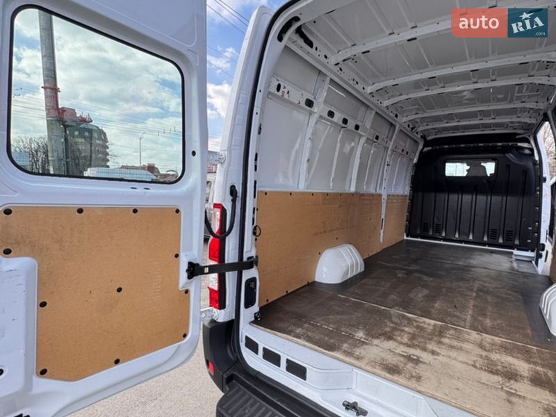 Вантажний фургон Renault Master 2022 в Києві фото 21 Вантажний фургон Renault Master 2022 в Києві