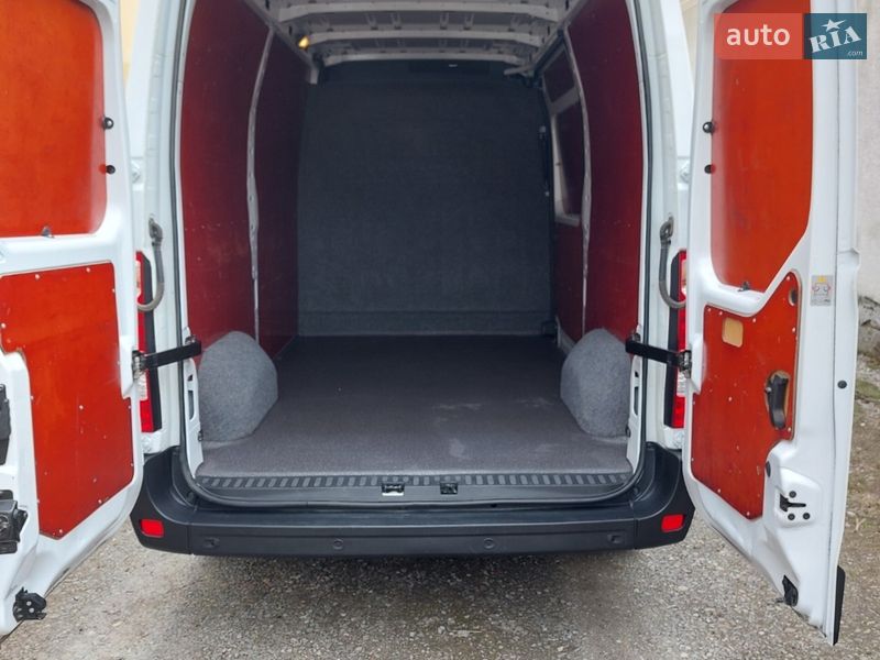 Микроавтобус грузовой (до 3,5т) Renault Master 2020 в Рогатине