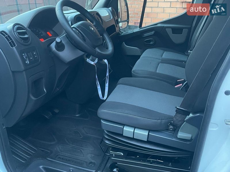 Грузовой фургон Renault Master 2017 в Ковеле