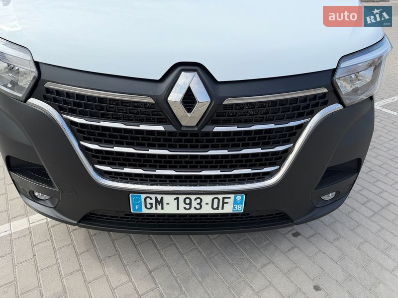 Вантажний фургон Renault Master 2023 в Дубні