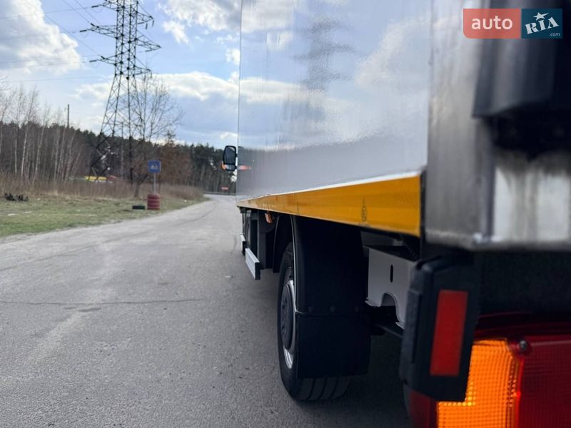 Вантажний фургон Renault Master 2022 в Києві