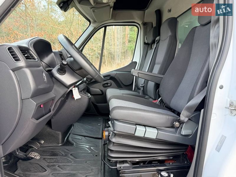 Вантажний фургон Renault Master 2022 в Києві