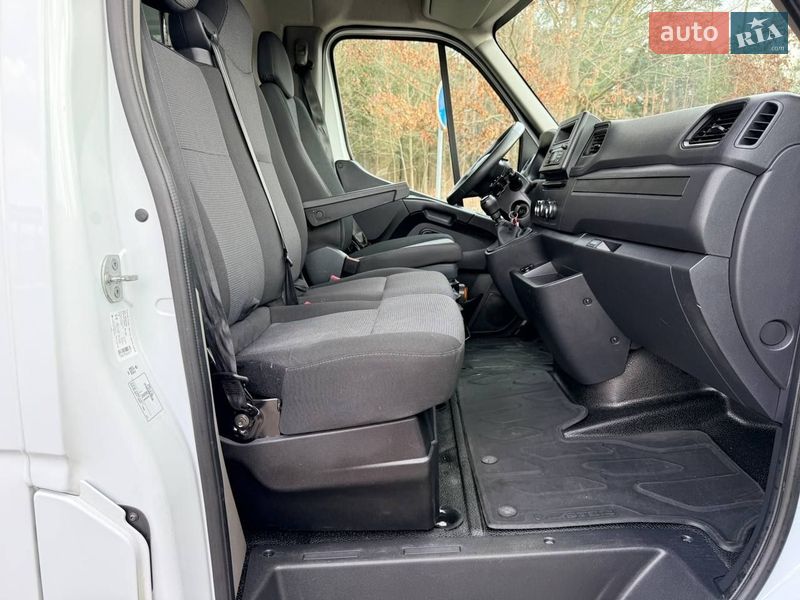 Вантажний фургон Renault Master 2022 в Києві