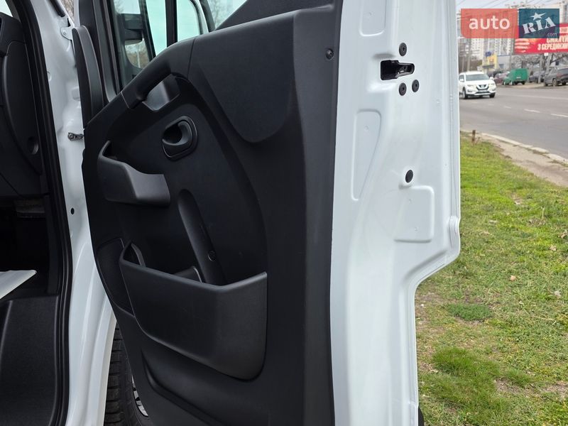Грузовой фургон Renault Master 2021 в Одессе