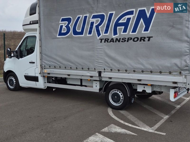 Вантажний фургон Renault Master 2014 в Рівному