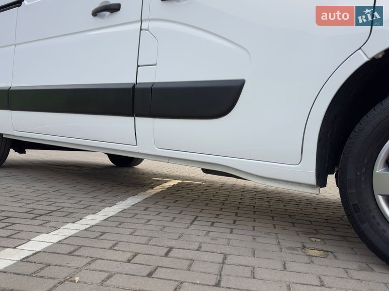 Вантажний фургон Renault Master 2019 в Дубні