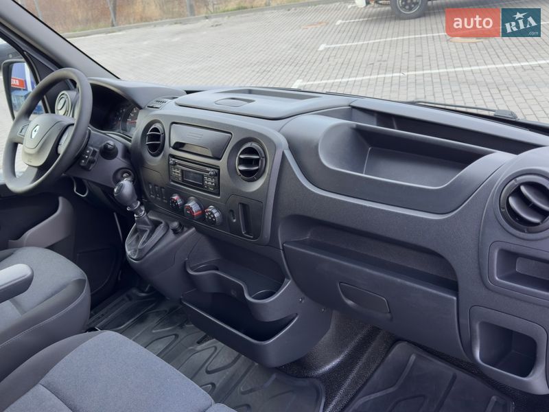 Вантажний фургон Renault Master 2019 в Дубні