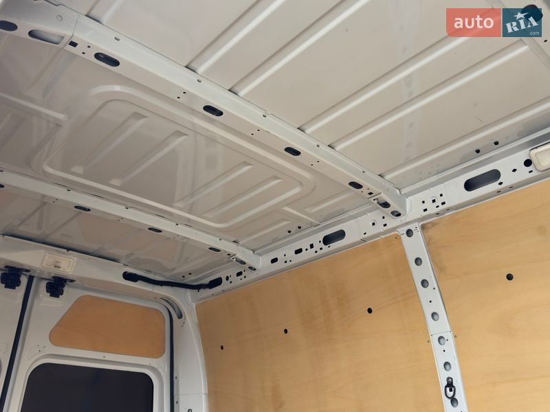 Вантажний фургон Renault Master 2019 в Дубні