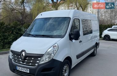 Грузопассажирский фургон Renault Master 2016 в Умани
