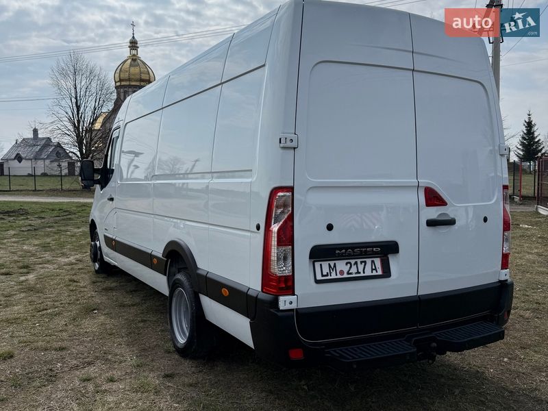 Грузовой фургон Renault Master 2018 в Львове