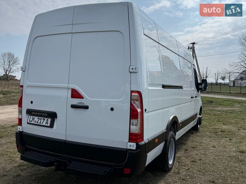 Грузовой фургон Renault Master 2018 в Львове