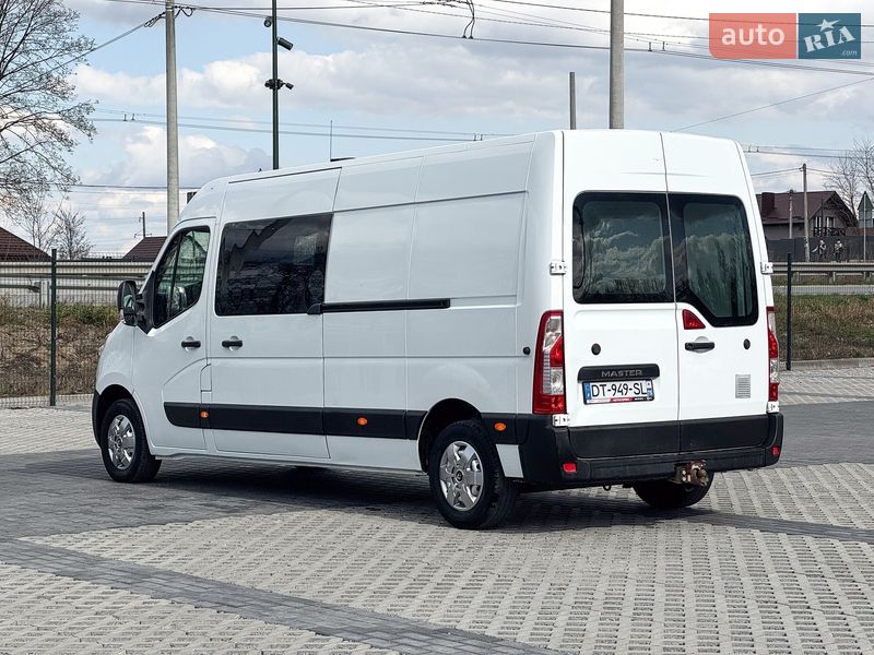 Грузовой фургон Renault Master 2015 в Ровно