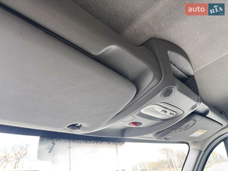 Грузовой фургон Renault Master 2015 в Ровно