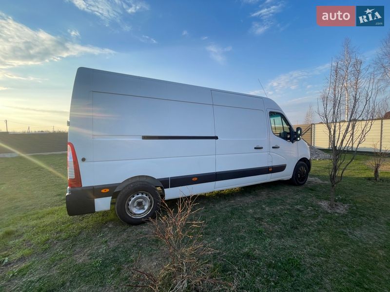 Грузовой фургон Renault Master 2015 в Рокитном