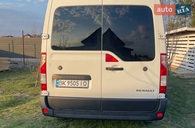 Вантажний фургон Renault Master 2015 в Рокитному