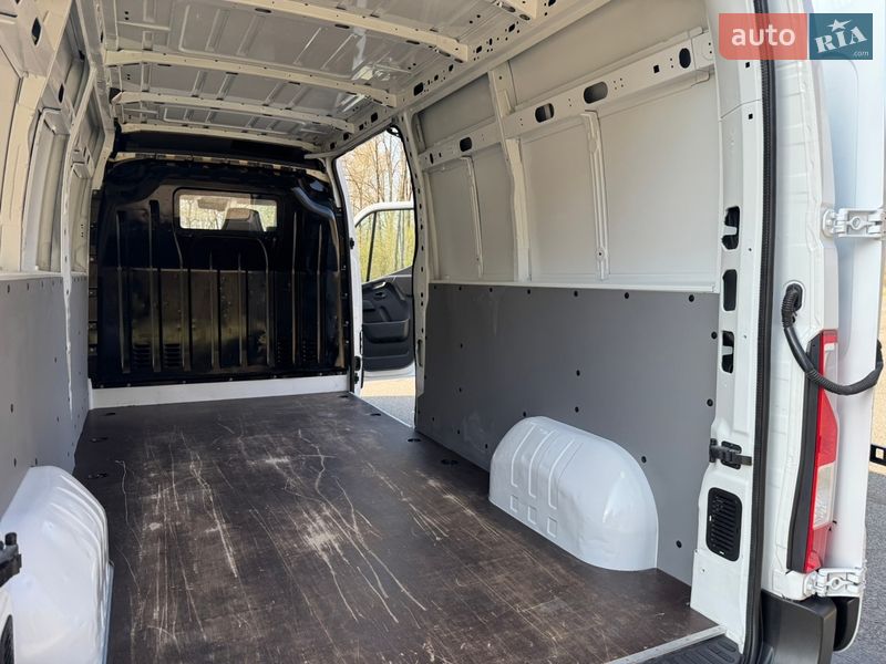 Вантажний фургон Renault Master 2023 в Ковелі