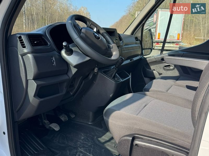 Вантажний фургон Renault Master 2023 в Ковелі