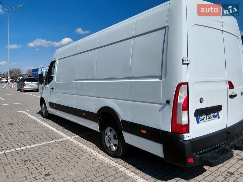 Вантажний фургон Renault Master 2023 в Івано-Франківську