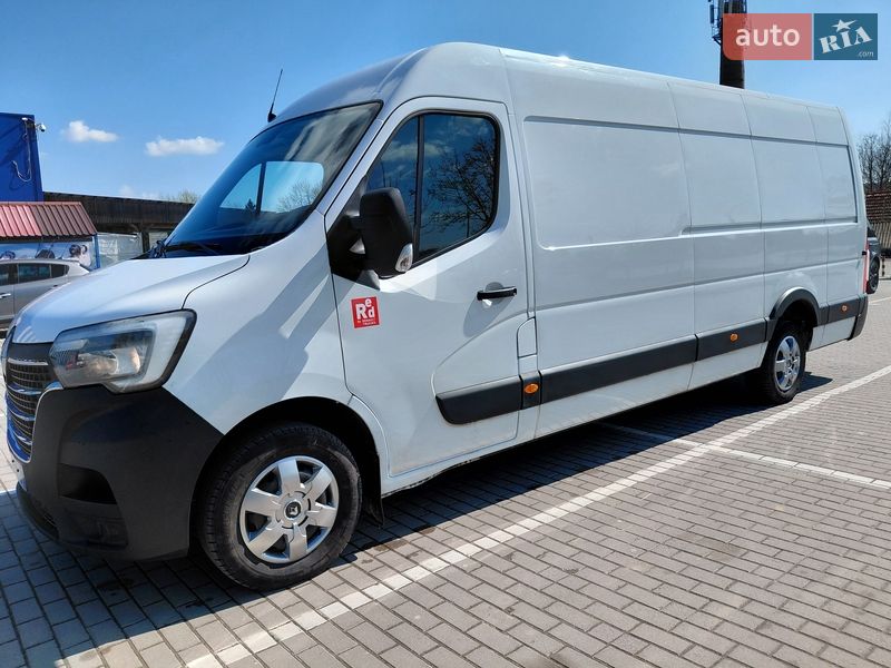 Вантажний фургон Renault Master 2023 в Івано-Франківську