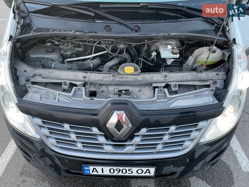 Грузопассажирский фургон Renault Master 2015 в Киеве