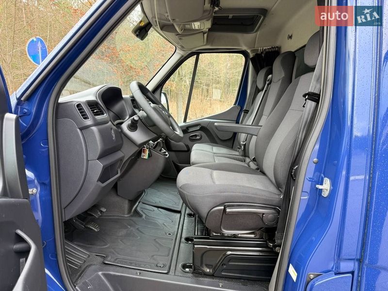 Тентованый Renault Master 2022 в Киеве