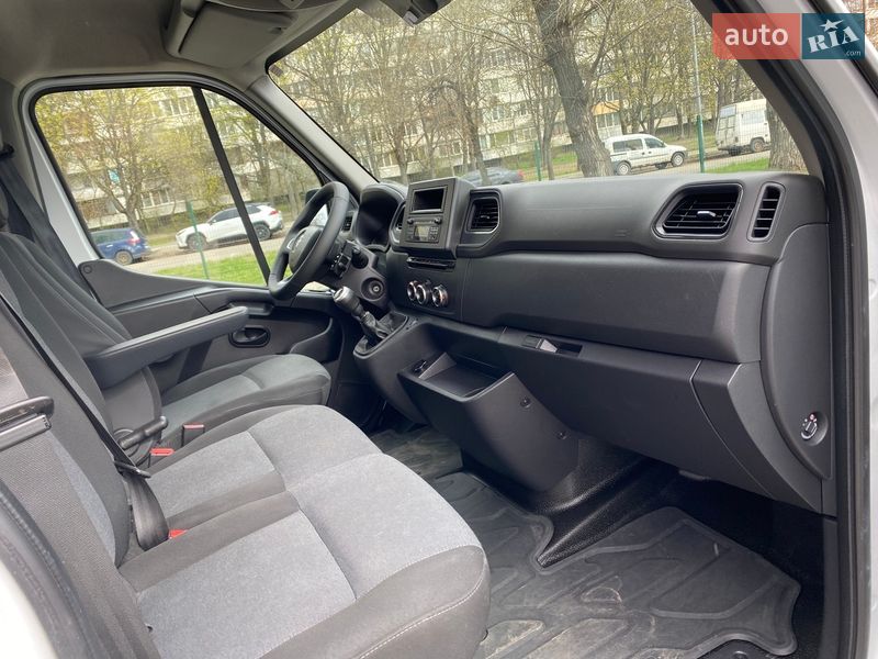Вантажний фургон Renault Master 2021 в Києві