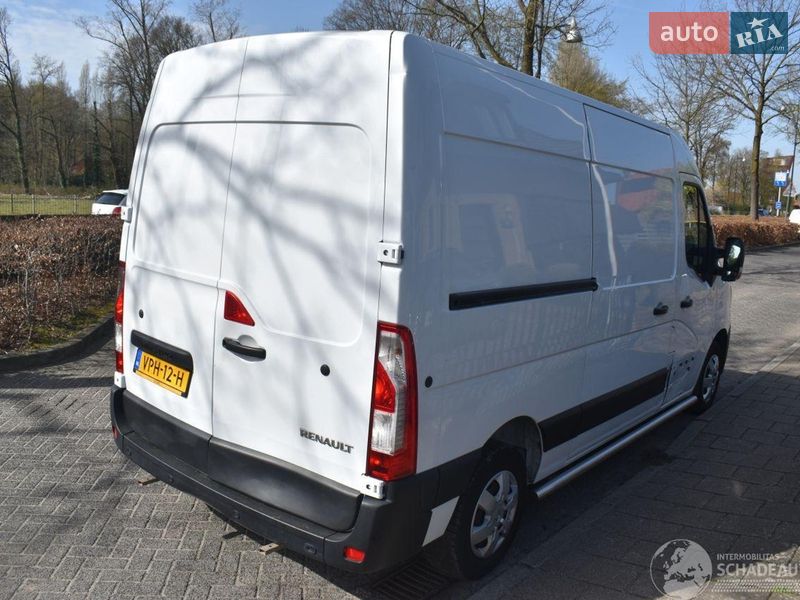 Грузовой фургон Renault Master 2022 в Львове