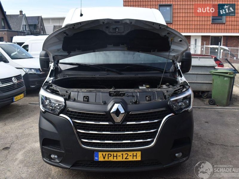 Грузовой фургон Renault Master 2022 в Львове