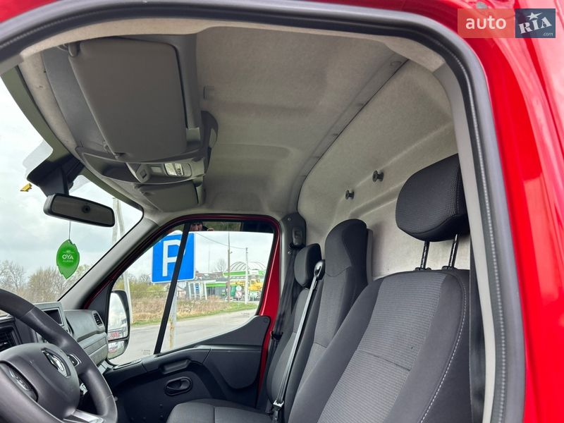 Грузовой фургон Renault Master 2024 в Стрые