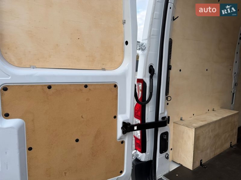 Грузовой фургон Renault Master 2021 в Дубно