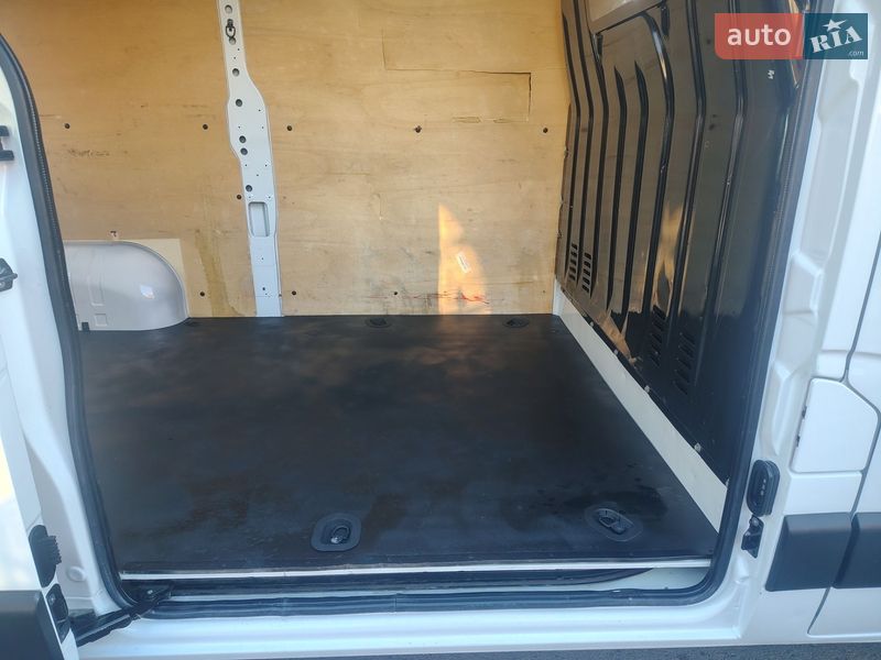 Грузовой фургон Renault Master 2020 в Дубно