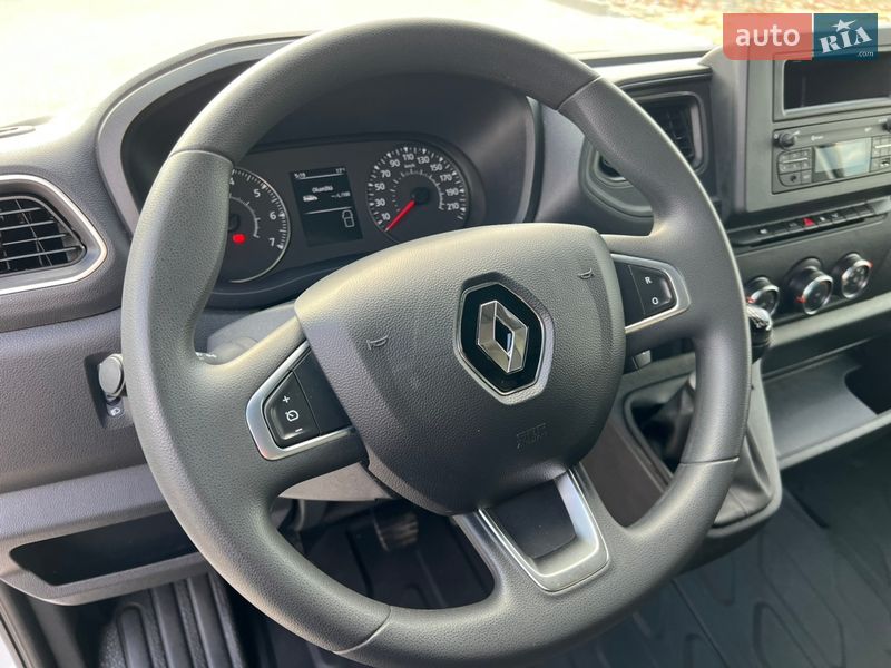 Грузовой фургон Renault Master 2022 в Дубно
