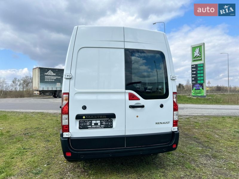 Грузовой фургон Renault Master 2024 в Стрые