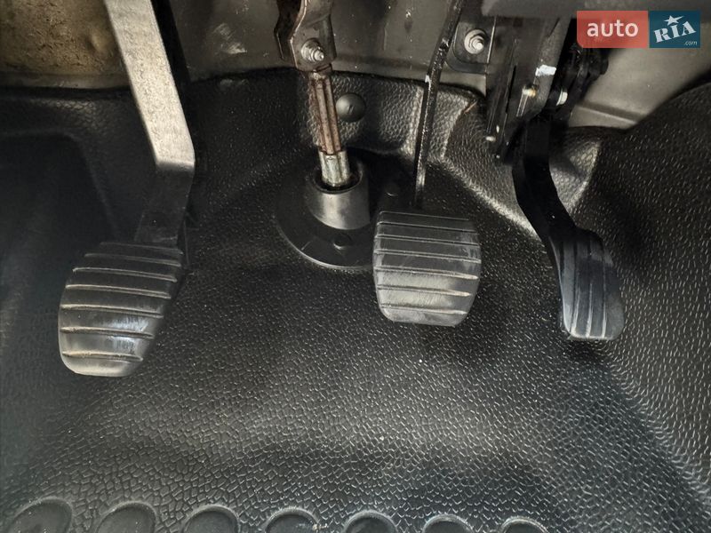 Вантажний фургон Renault Master 2023 в Святопетрівське