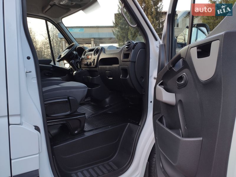 Грузовой фургон Renault Master 2017 в Бердичеве