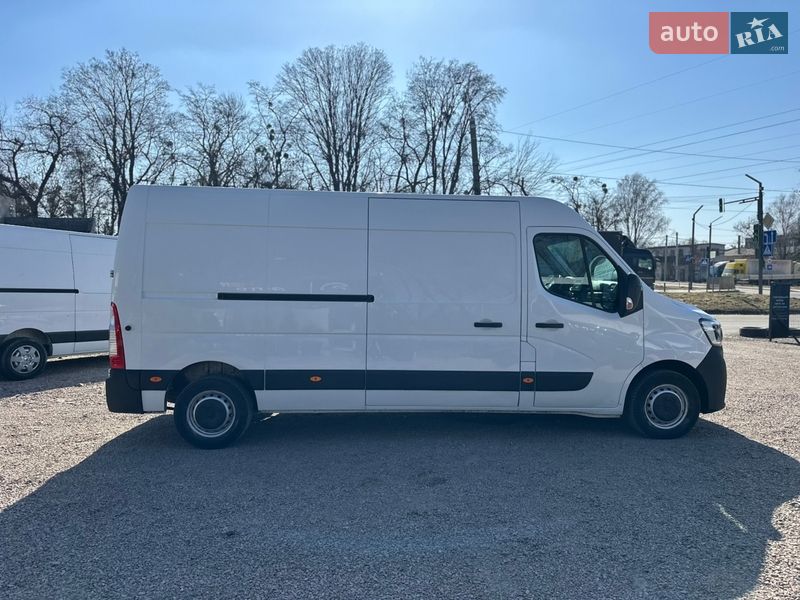 Вантажний фургон Renault Master 2021 в Рівному