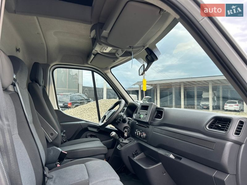 Тентованый Renault Master 2021 в Хусте