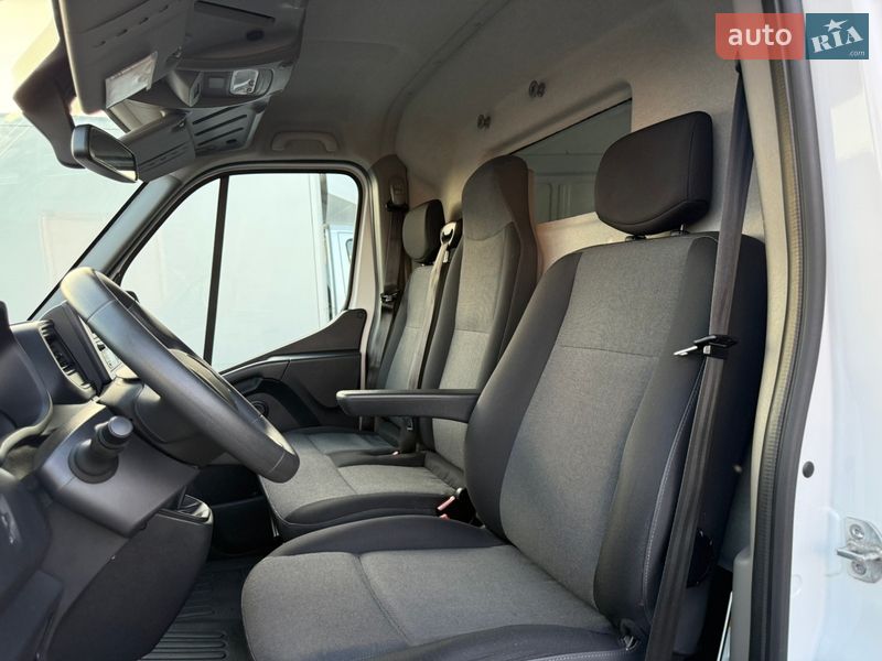 Вантажний фургон Renault Master 2021 в Бердичеві