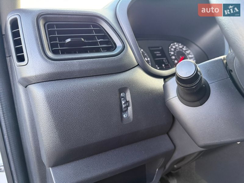 Вантажний фургон Renault Master 2021 в Бердичеві