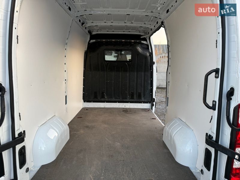 Вантажний фургон Renault Master 2021 в Бердичеві